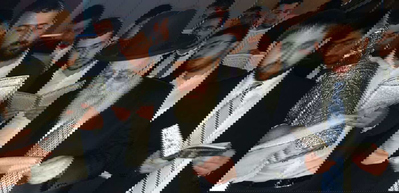 תיעוד: הראש"ל הגאון רבי יצחק יוסף בהבדלת כיפור