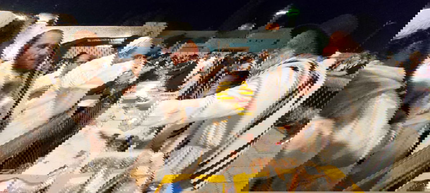 תיעוד מיוחד: מוצאי יום הכיפורים - בכותל המערבי