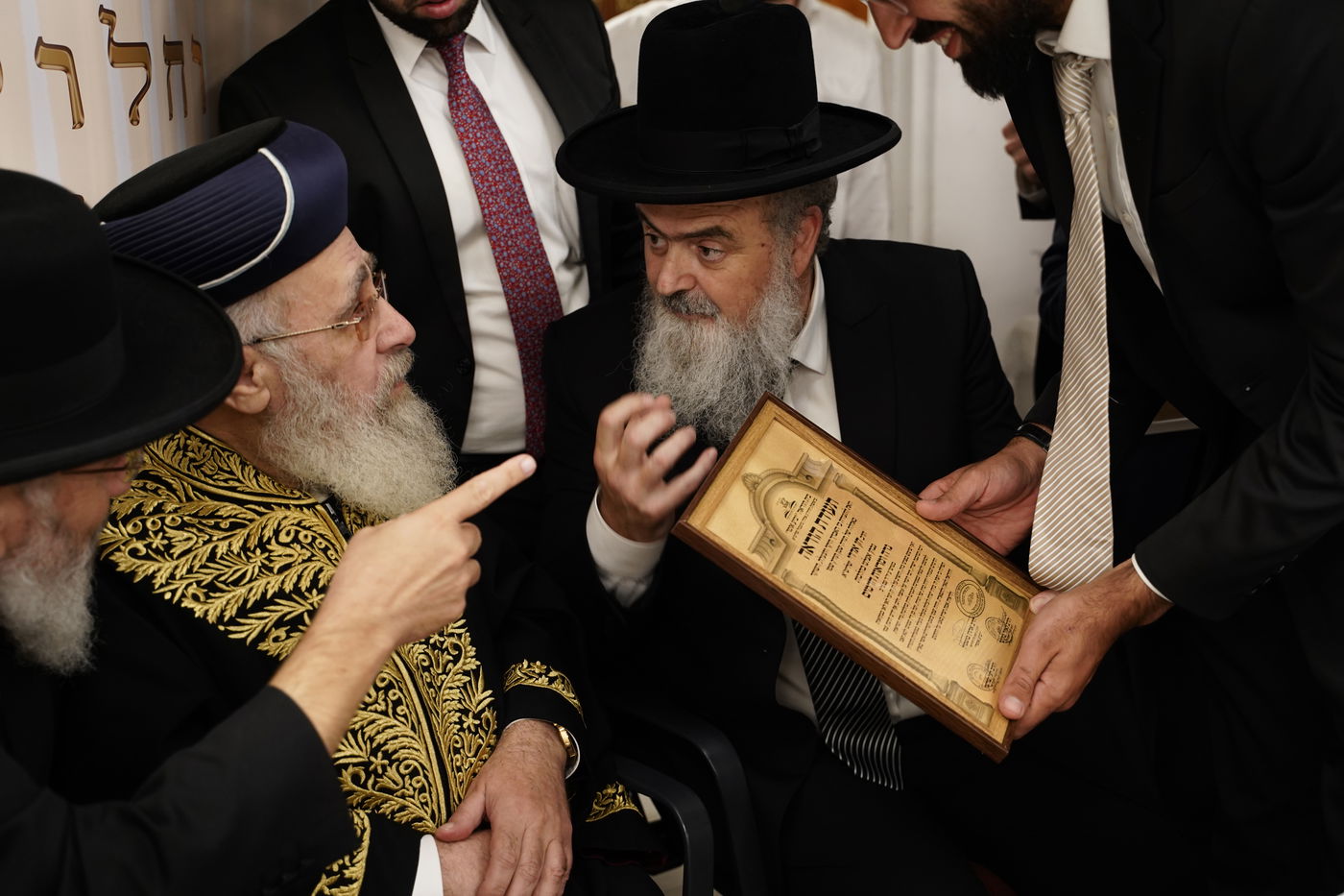 בבית מרן: 60 רבנים קיבלו תעודות הסמכה