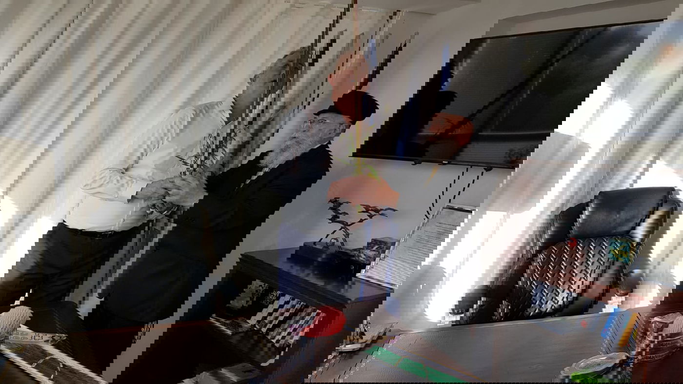 זה מה שהגיב בני גנץ בזמן שקיבל את ארבעת המינים