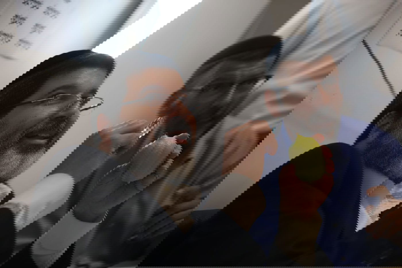 משה ליאון בחר אתרוג אצל הרב אופיר מלכה