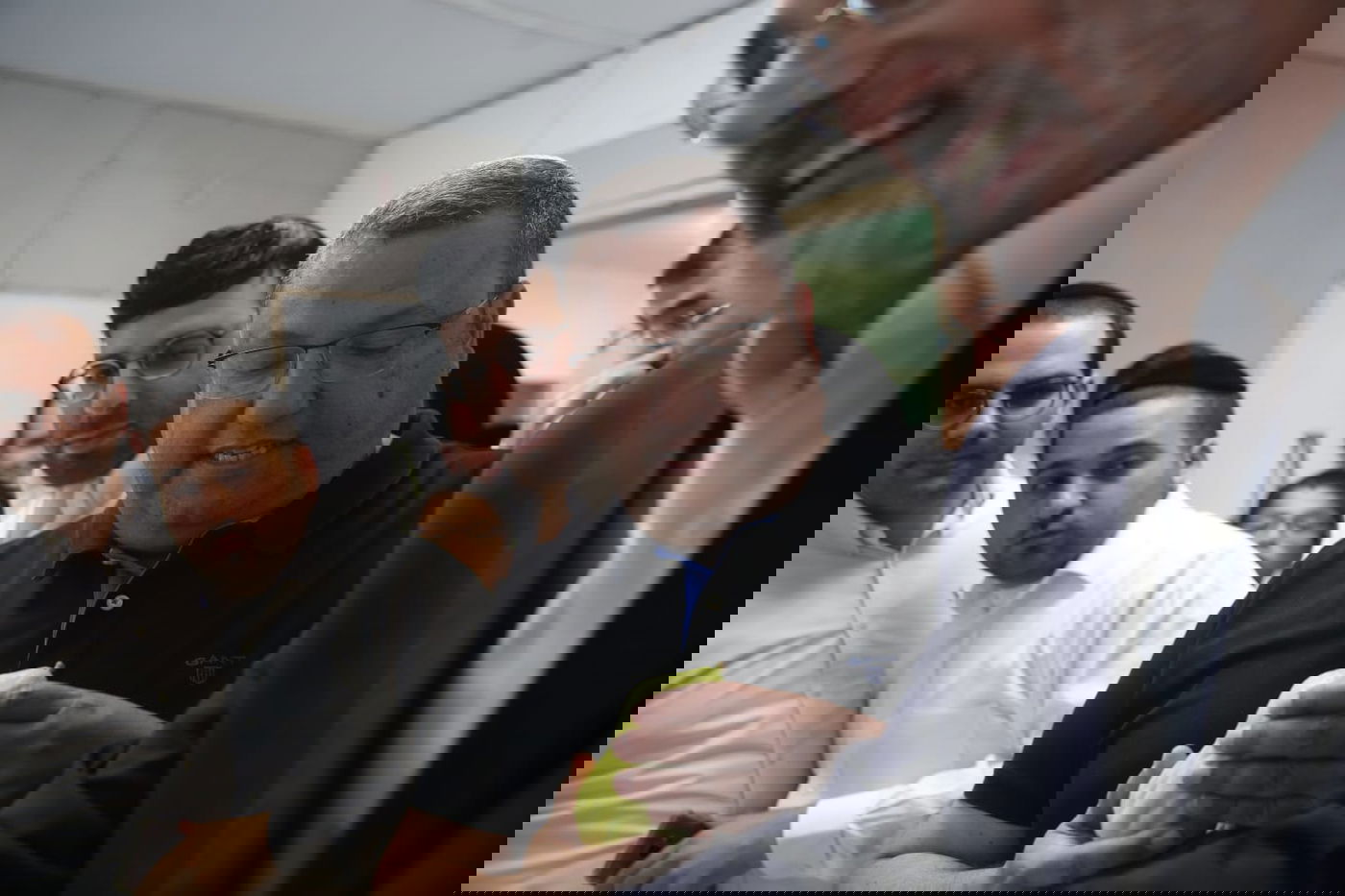 משה ליאון בחר אתרוג אצל הרב אופיר מלכה