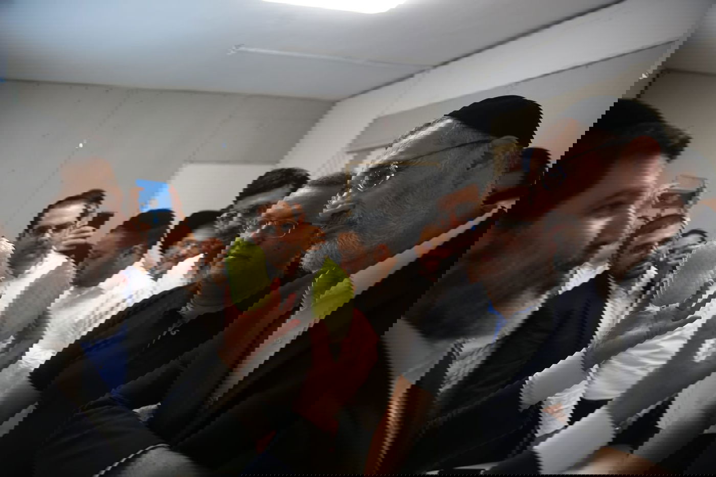 משה ליאון בחר אתרוג אצל הרב אופיר מלכה