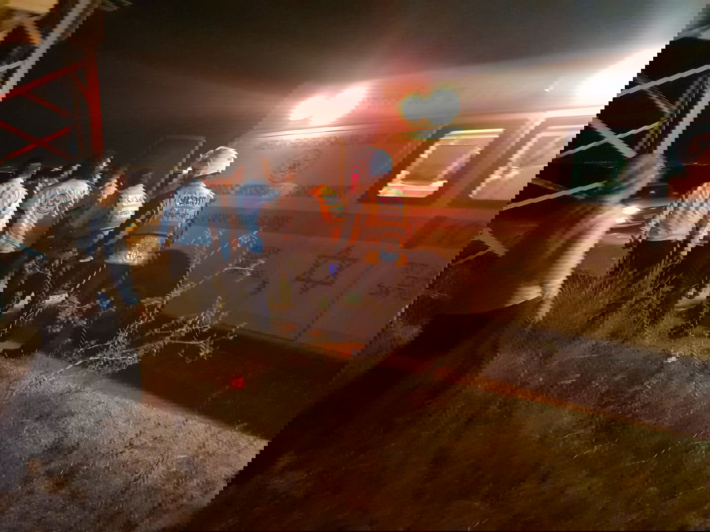 צעירות חרדיות נפצעו בהתהפכות טרקטורון