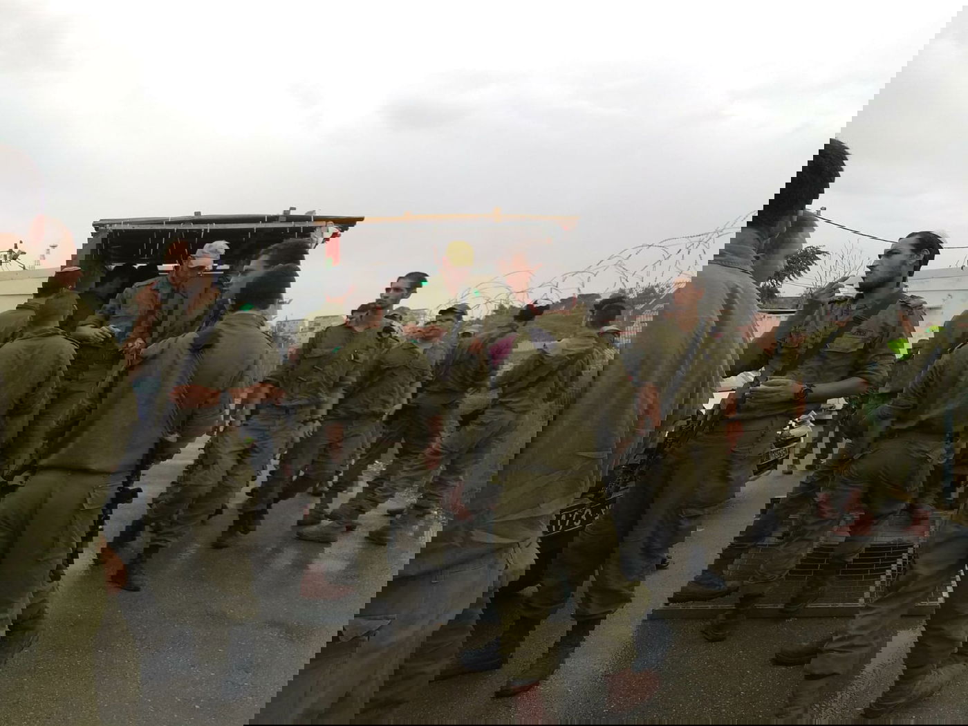 גם החיילים בירכו: "מבצע לולב" של חב"ד