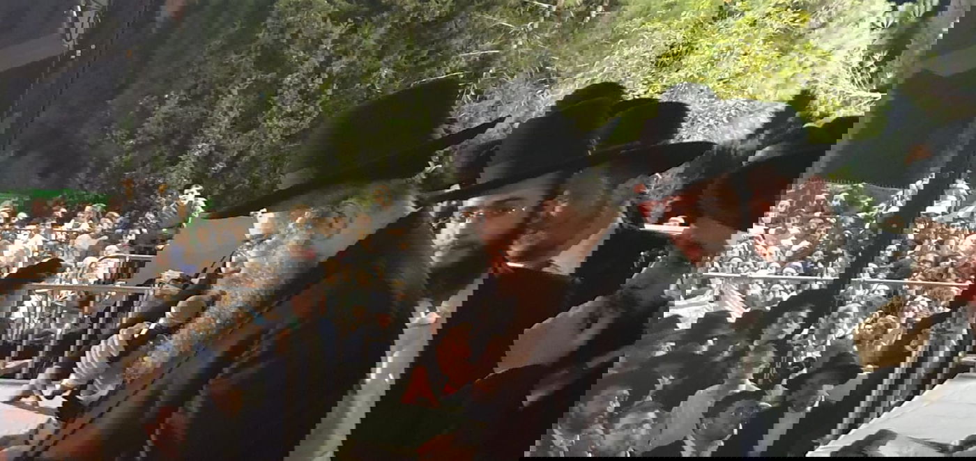 מרן הגר"ח קנייבסקי: קריסת הסוכות אינה 'סימן קללה'