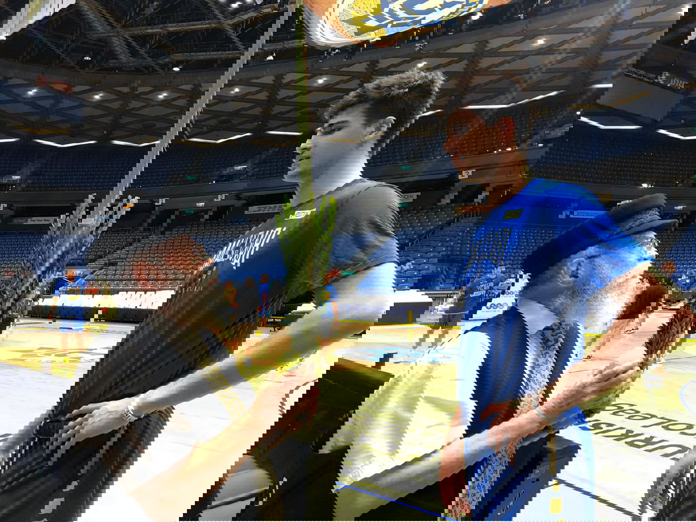 צפו: השחקן עמרי כספי מסביר על ד' מינים