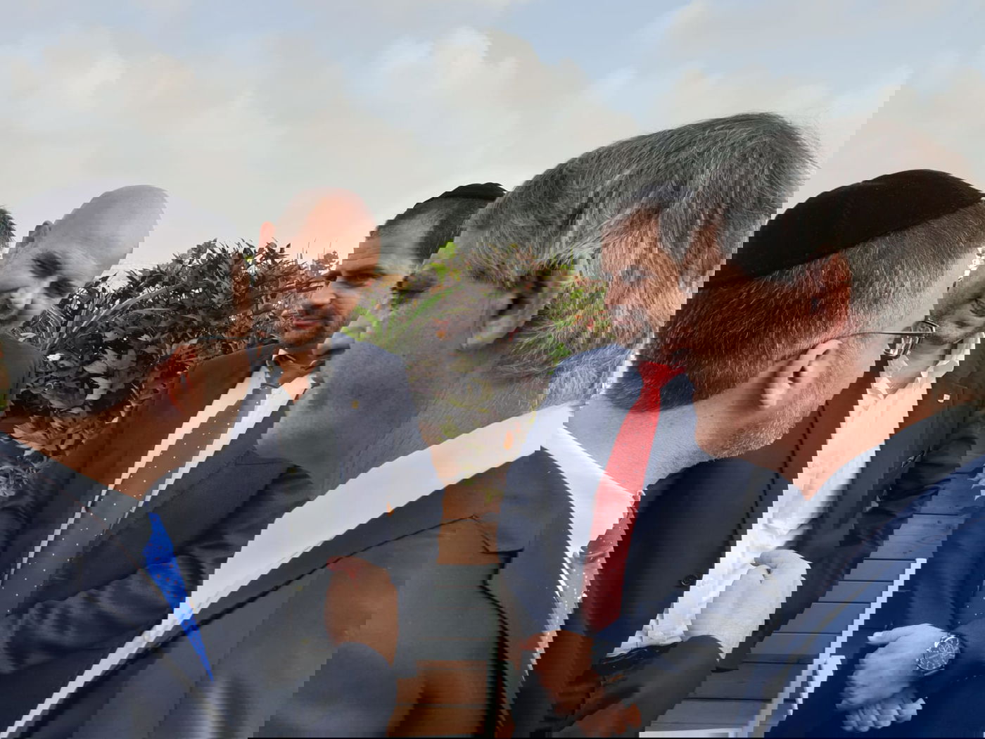 עורכי דין חרדים נפגשו עם שר המשפטים אמיר אוחנה