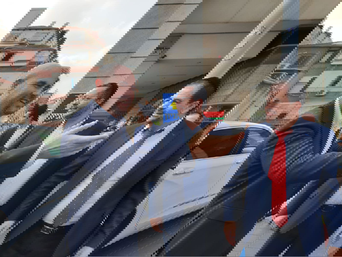 עורכי דין חרדים נפגשו עם שר המשפטים אמיר אוחנה