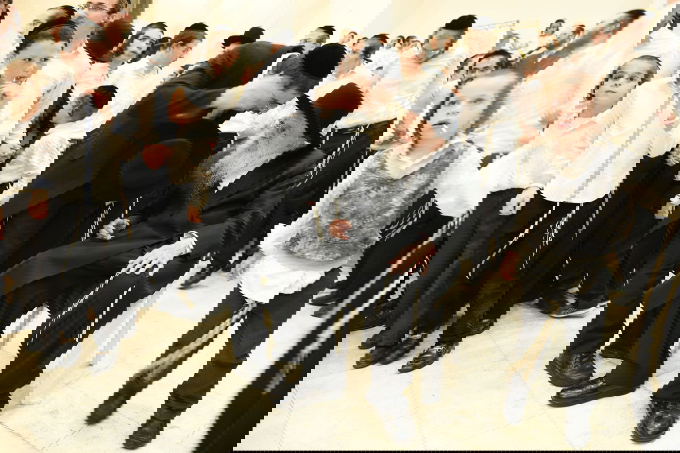 שמחת בית השואבה בישיבת 'זיכרון מיכאל'