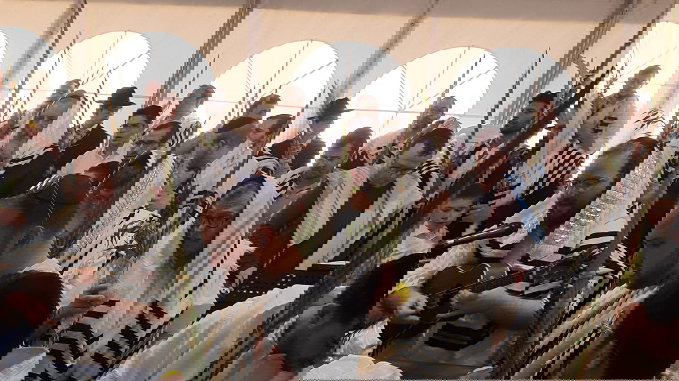 תפילת חול המועד בנוסח קרליבך • תיעוד סוחף