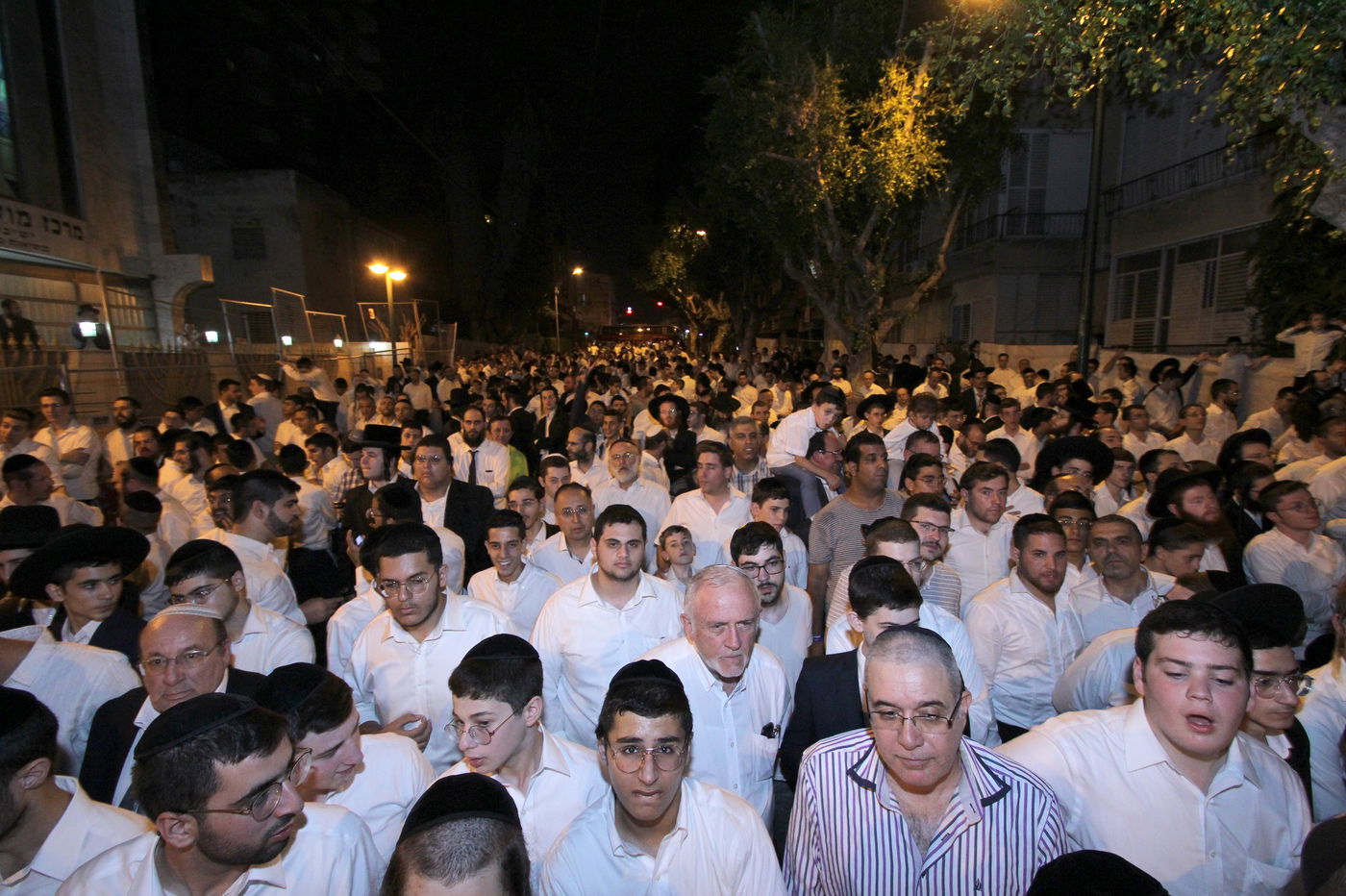 50 אלף איש! בשמחה הגדולה בישראל  בחצר הקודש מישקולץ בפתח תקוה