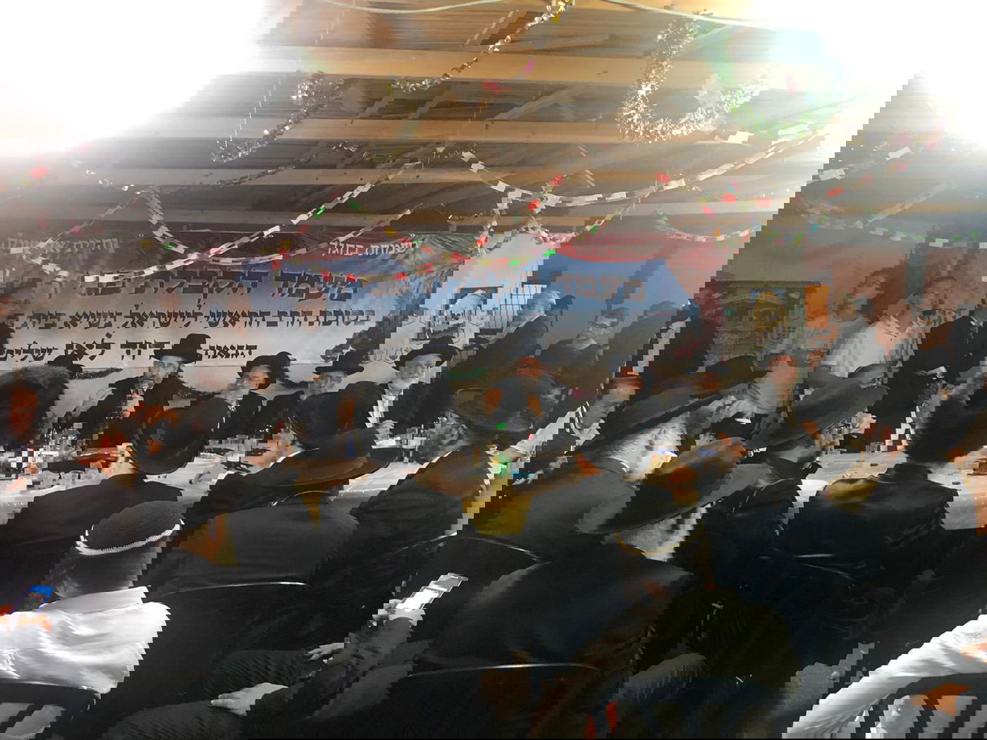 דיינים ורבני ערים בסוכת הרב הראשי הגר"ד לאו