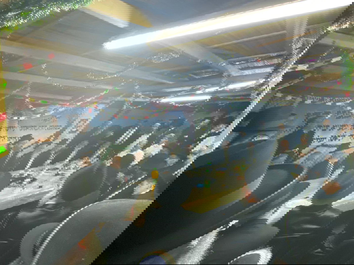 דיינים ורבני ערים בסוכת הרב הראשי הגר"ד לאו