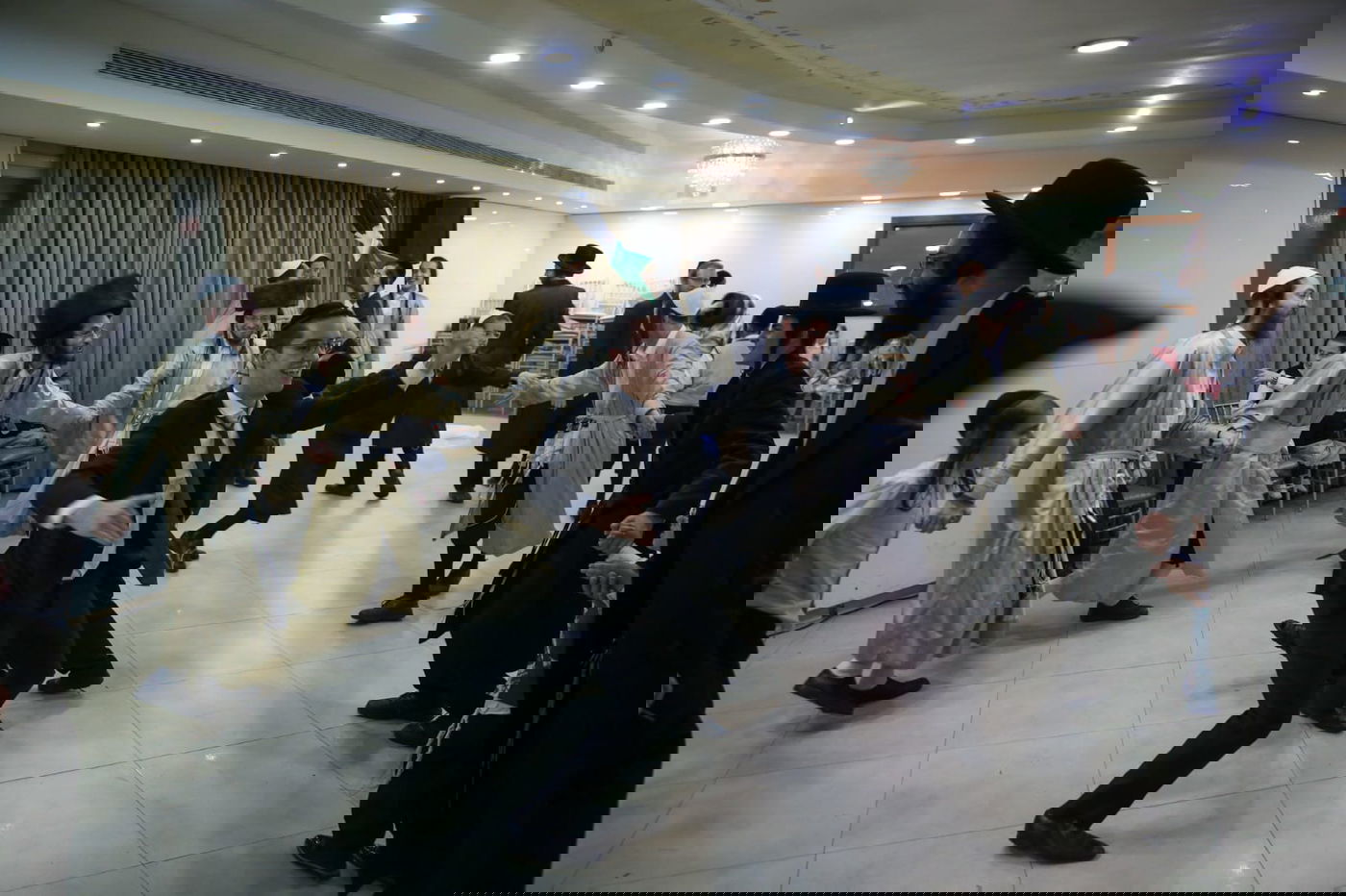 כך חגגו הקיצוניים את 'שמחת בית השואבה'. צפו