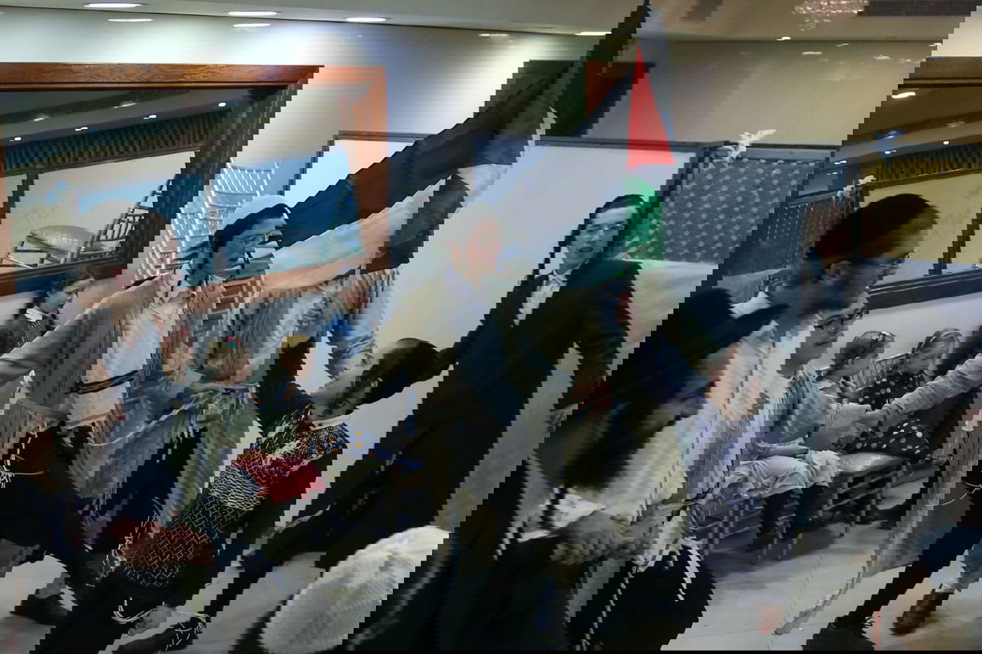 כך חגגו הקיצוניים את 'שמחת בית השואבה'. צפו