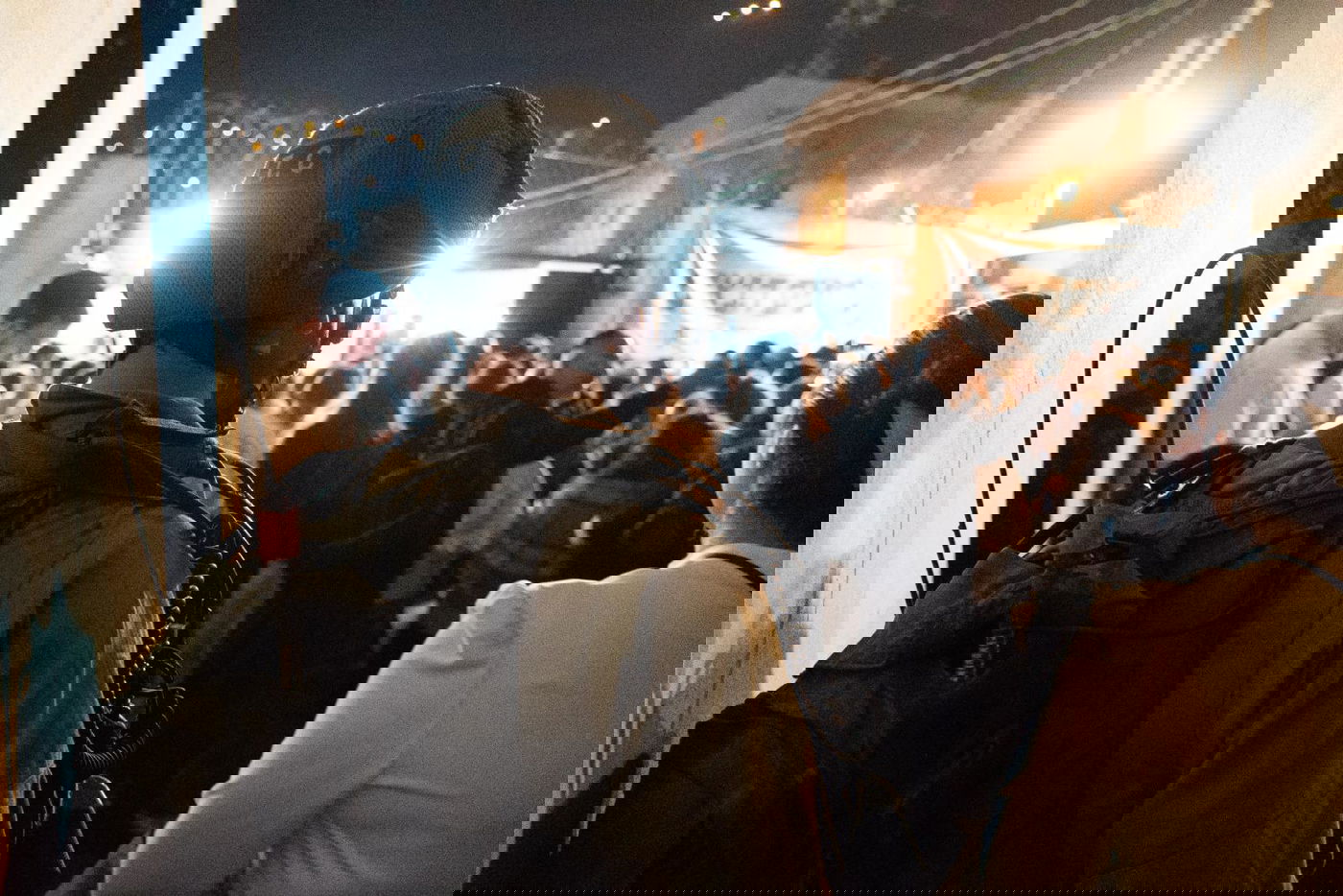 1,350 מתפללים נכנסו הלילה לקבר יוסף