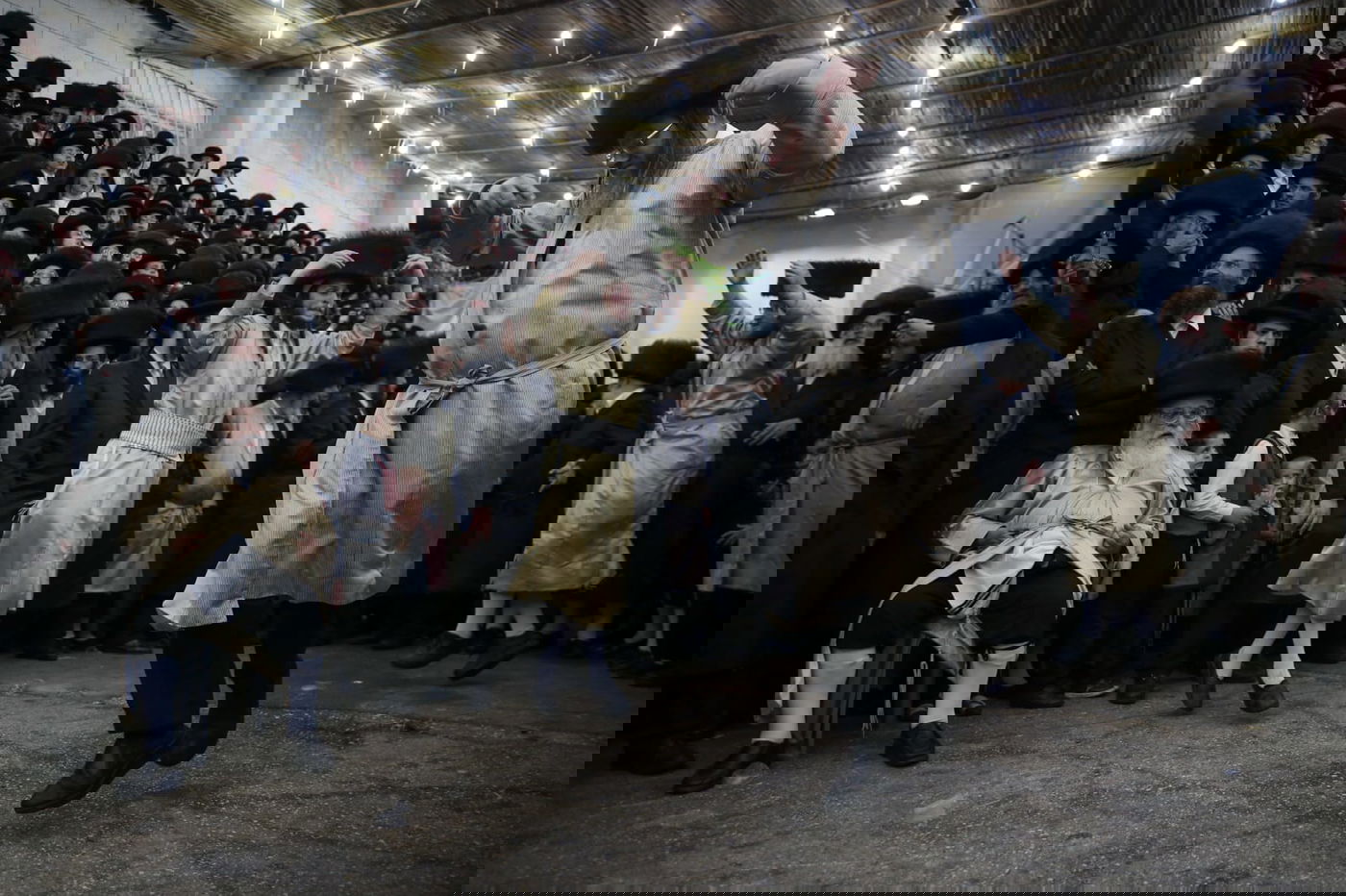 השמחה בהילולת רבי נחמן אצל הרב יעקב מאיר שכטר