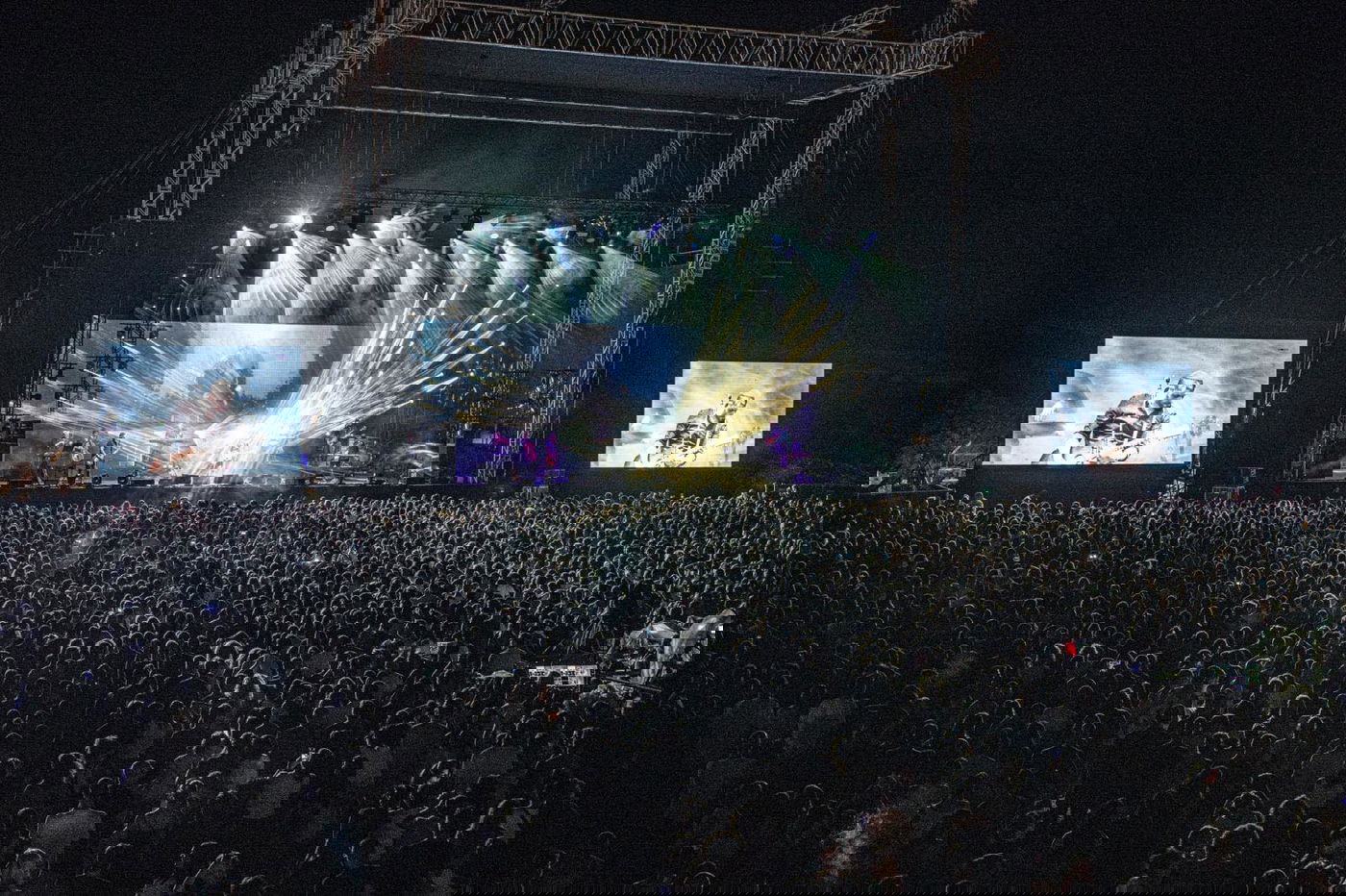 ישי ריבו הופתע במופע וקיבל "אלבום זהב"