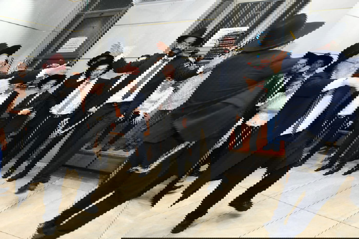 שמחת בית השואבה עם הגר"ש גלאי • צפו