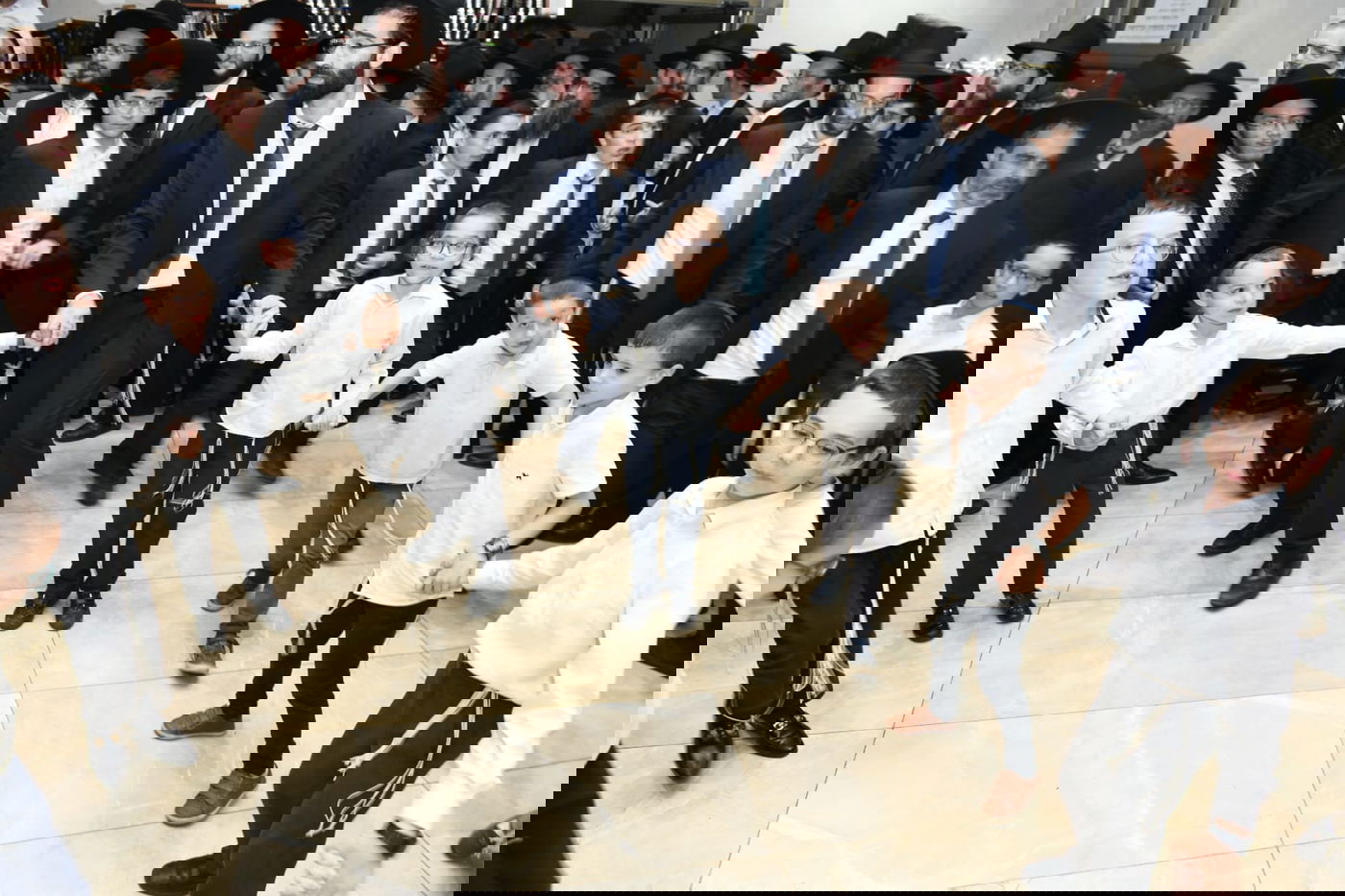 שמחת בית השואבה עם הגר"ש גלאי • צפו