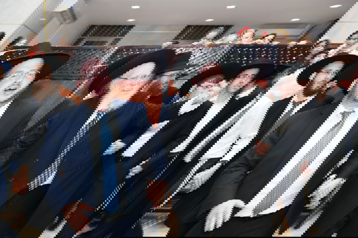 שמחת בית השואבה עם הגר"ש גלאי • צפו