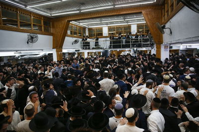 תיעוד סוחף: שמחת בית השואבה ב'קרלין סטולין'