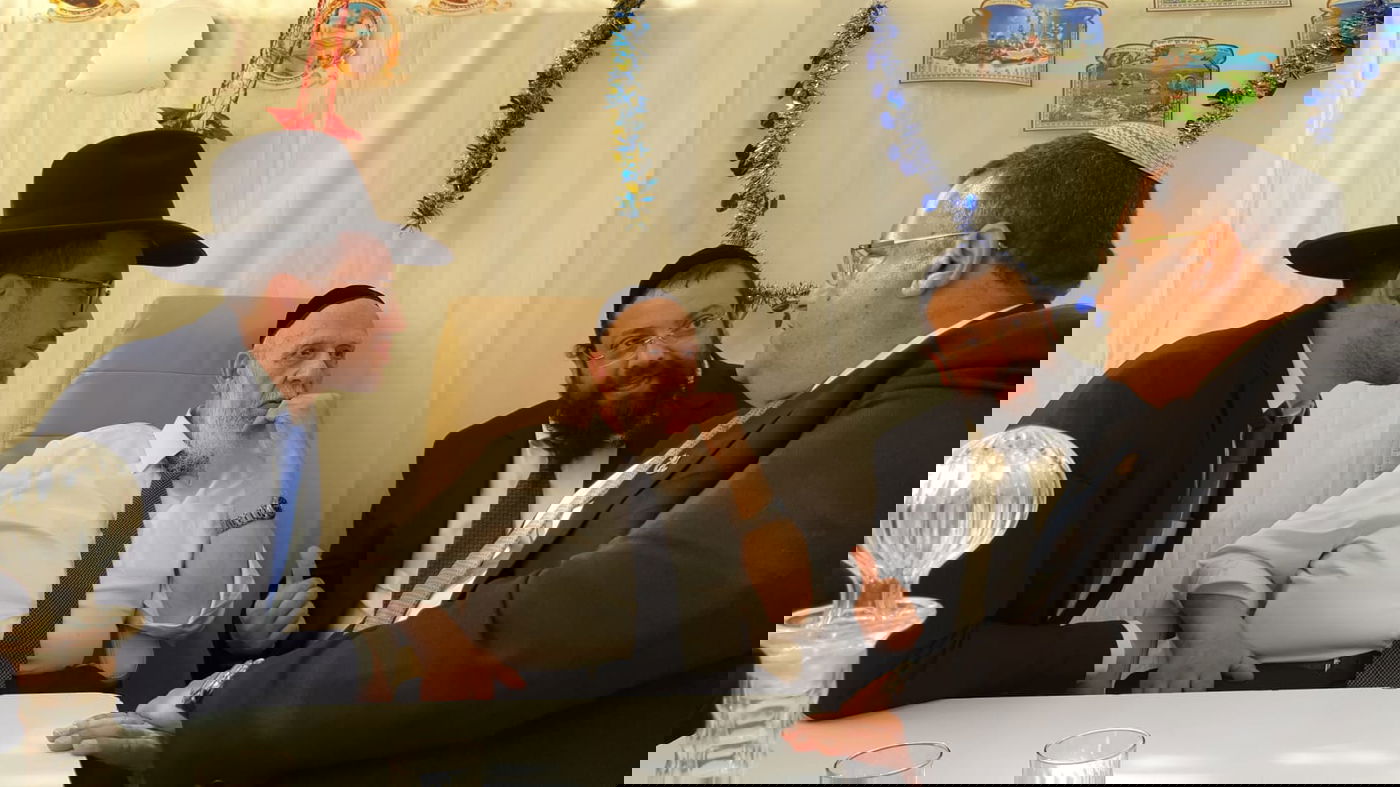 ראש העיר משה ליאון התברך מנשיא המועצת הגר"ש כהן