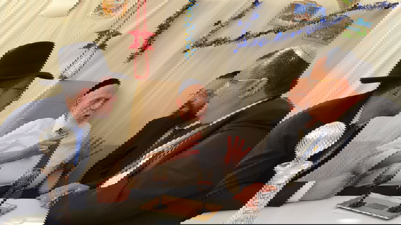 ראש העיר משה ליאון התברך מנשיא המועצת הגר"ש כהן