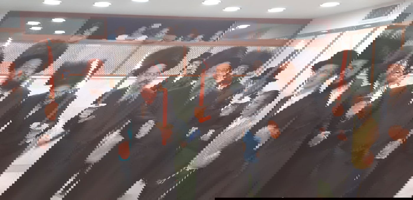 זקן אדמו"רי רוז'ין בשמחת בית השואבה