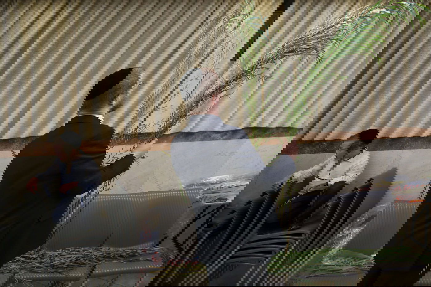 עם קיטל: הירושלמים קנו מורביות להושענות