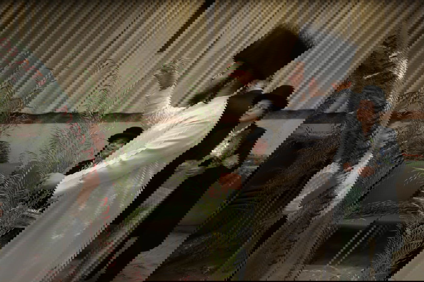 עם קיטל: הירושלמים קנו מורביות להושענות