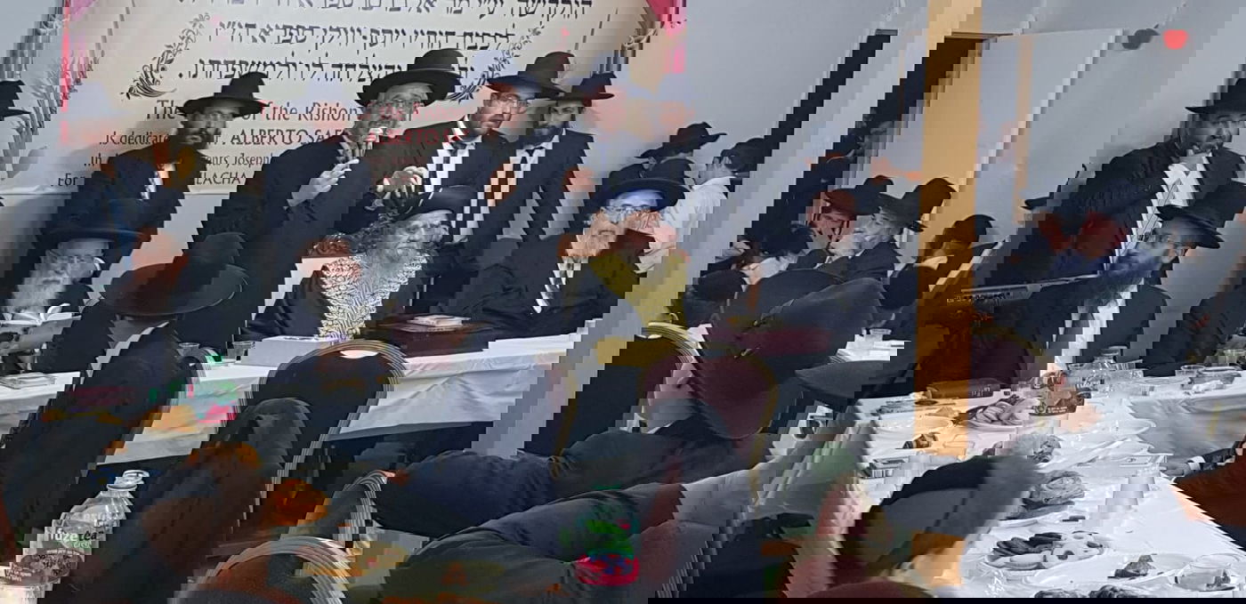 חג הסוכות במעונו של זקן הראשונים לציון