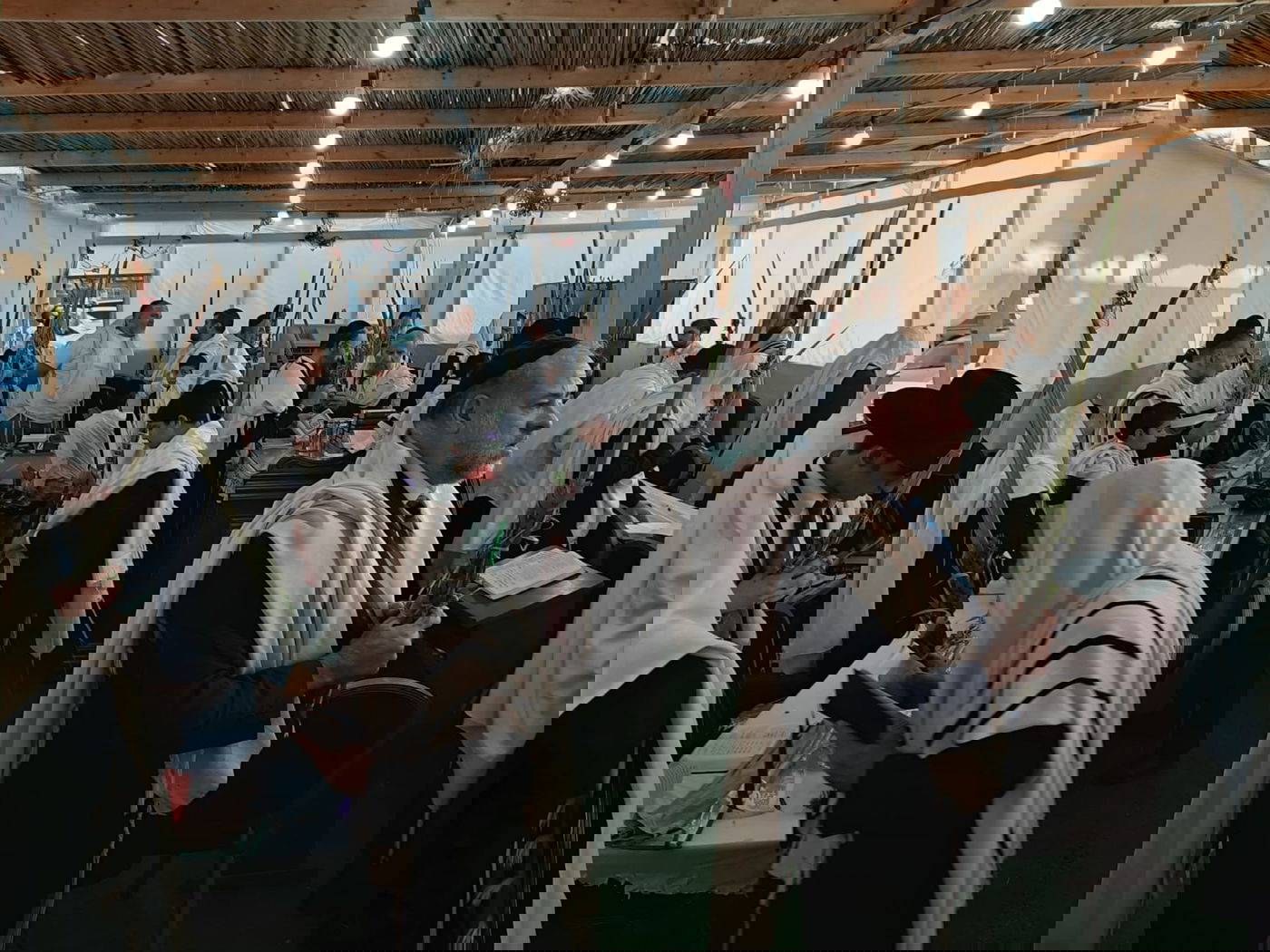 חג הסוכות במעונו של זקן הראשונים לציון