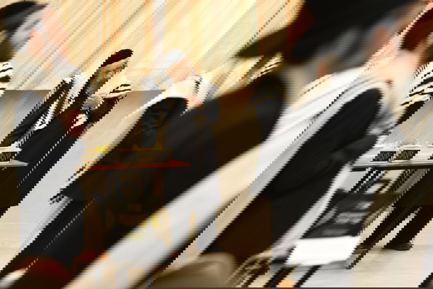 הושענא רבה בהיכל ישיבת סלבודקא • תיעוד