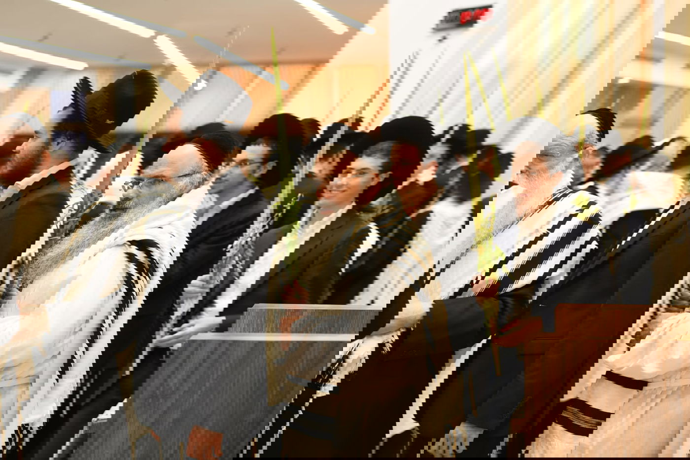 הושענא רבה בהיכל ישיבת סלבודקא • תיעוד