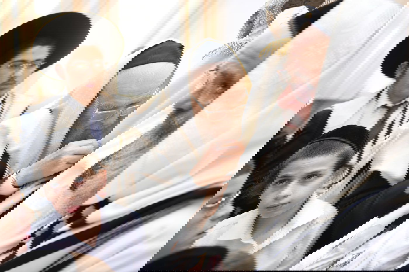 הושענא רבה בהיכל ישיבת סלבודקא • תיעוד