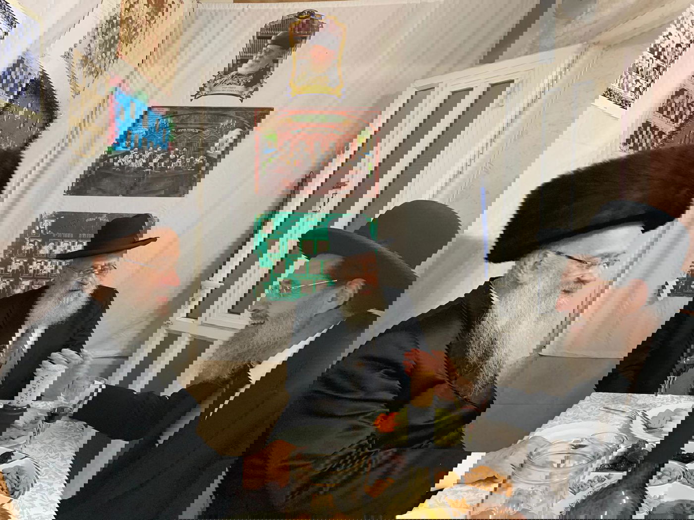 הקבלת פני רבו בסוכת הראשון לציון • תיעוד