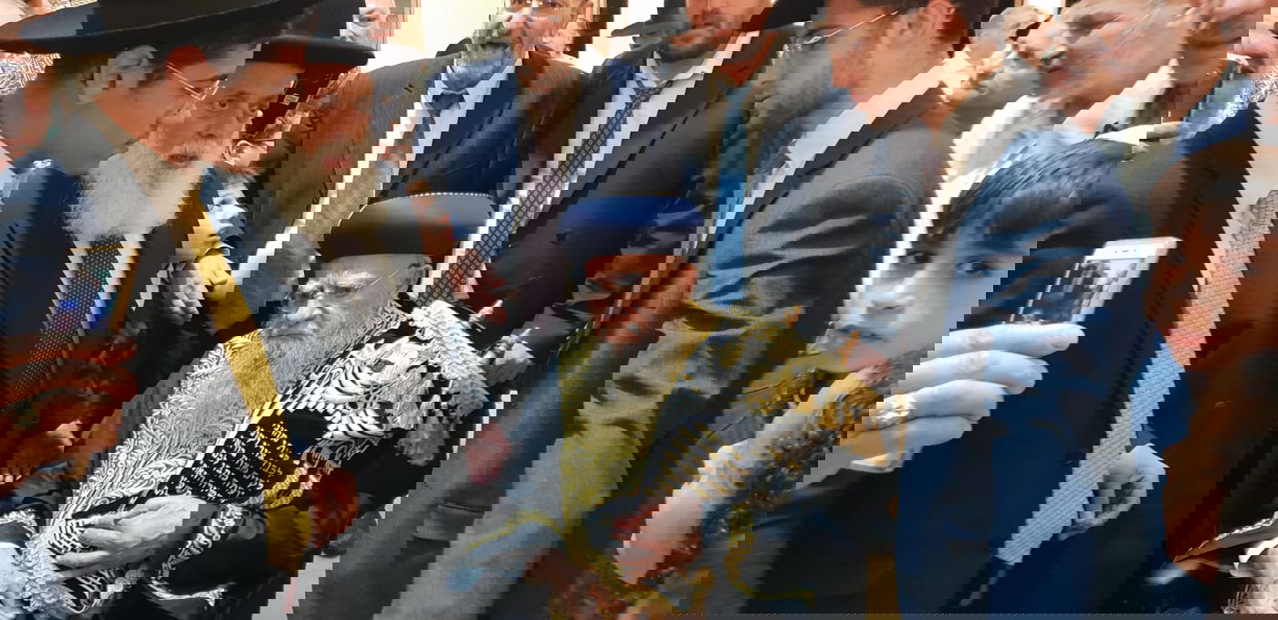 תיעוד: זקן הראשונים לציון רבי אליהו בקשי דורון ב'הקפות שניות'