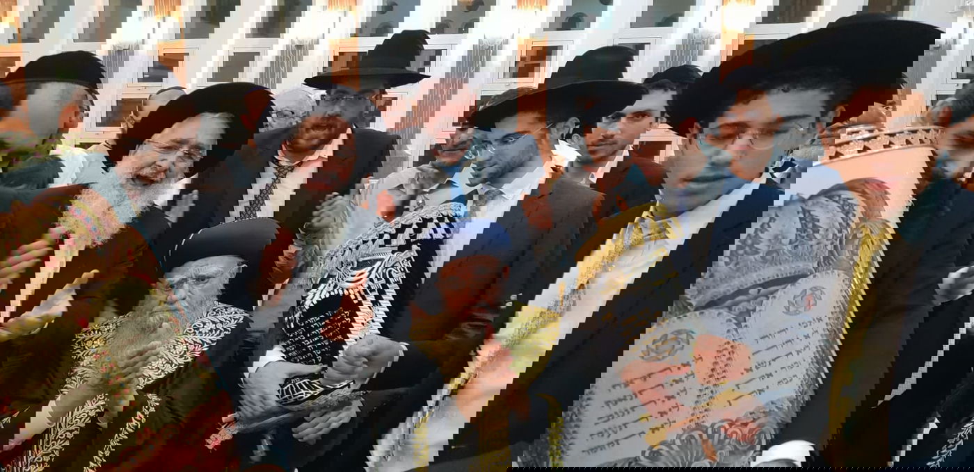 תיעוד: זקן הראשונים לציון רבי אליהו בקשי דורון ב'הקפות שניות'