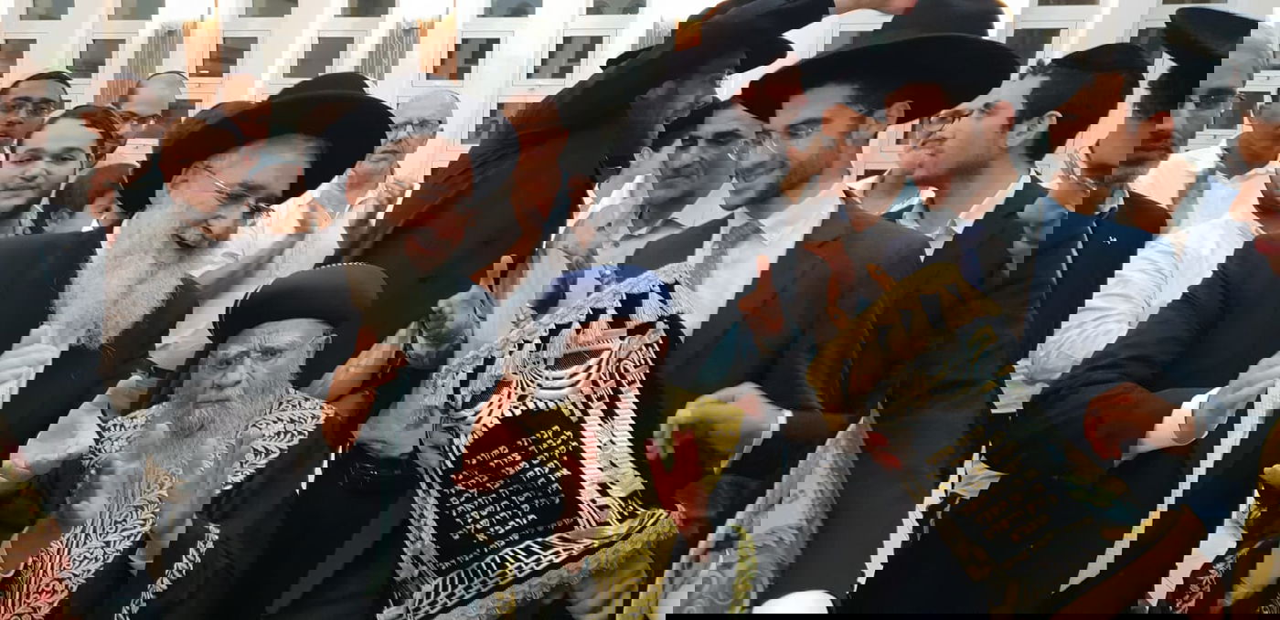 תיעוד: זקן הראשונים לציון רבי אליהו בקשי דורון ב'הקפות שניות'