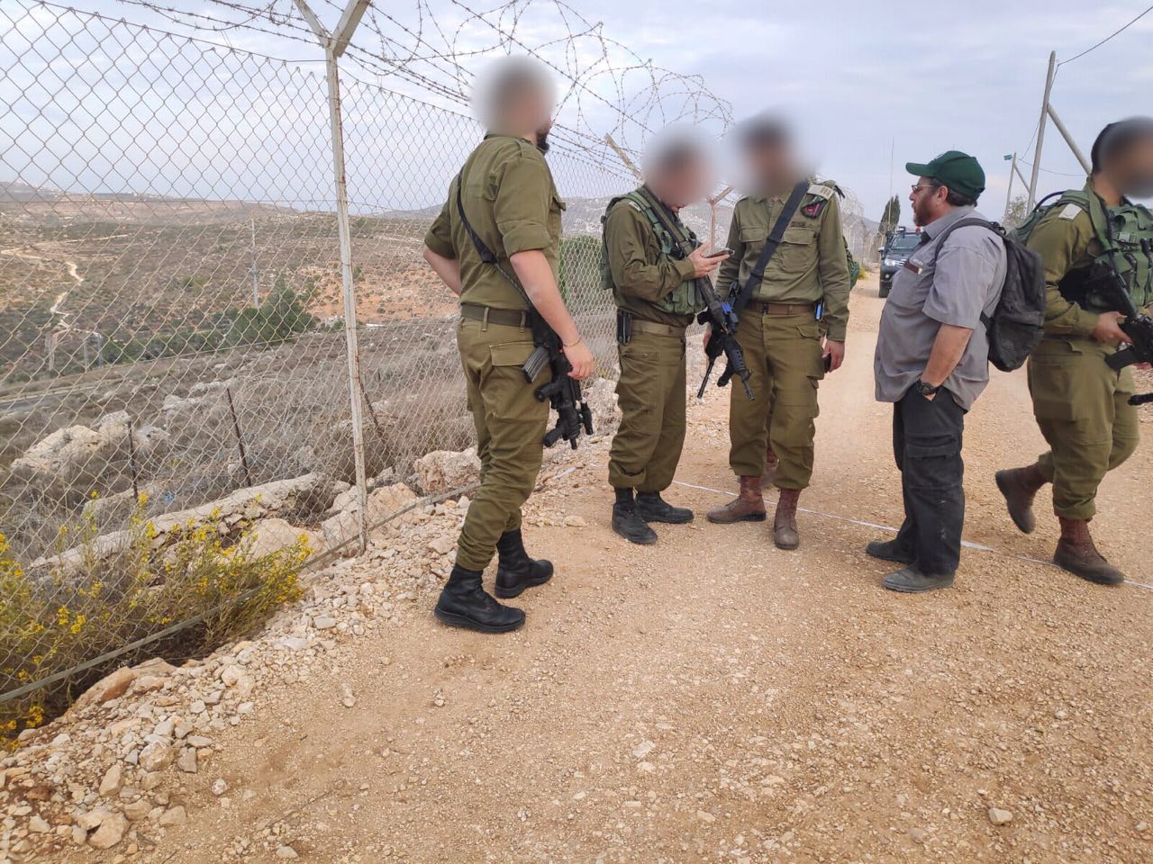 חיילים, כלבים ורחפנים: חשש לחדירת מחבלים לכפר תפוח