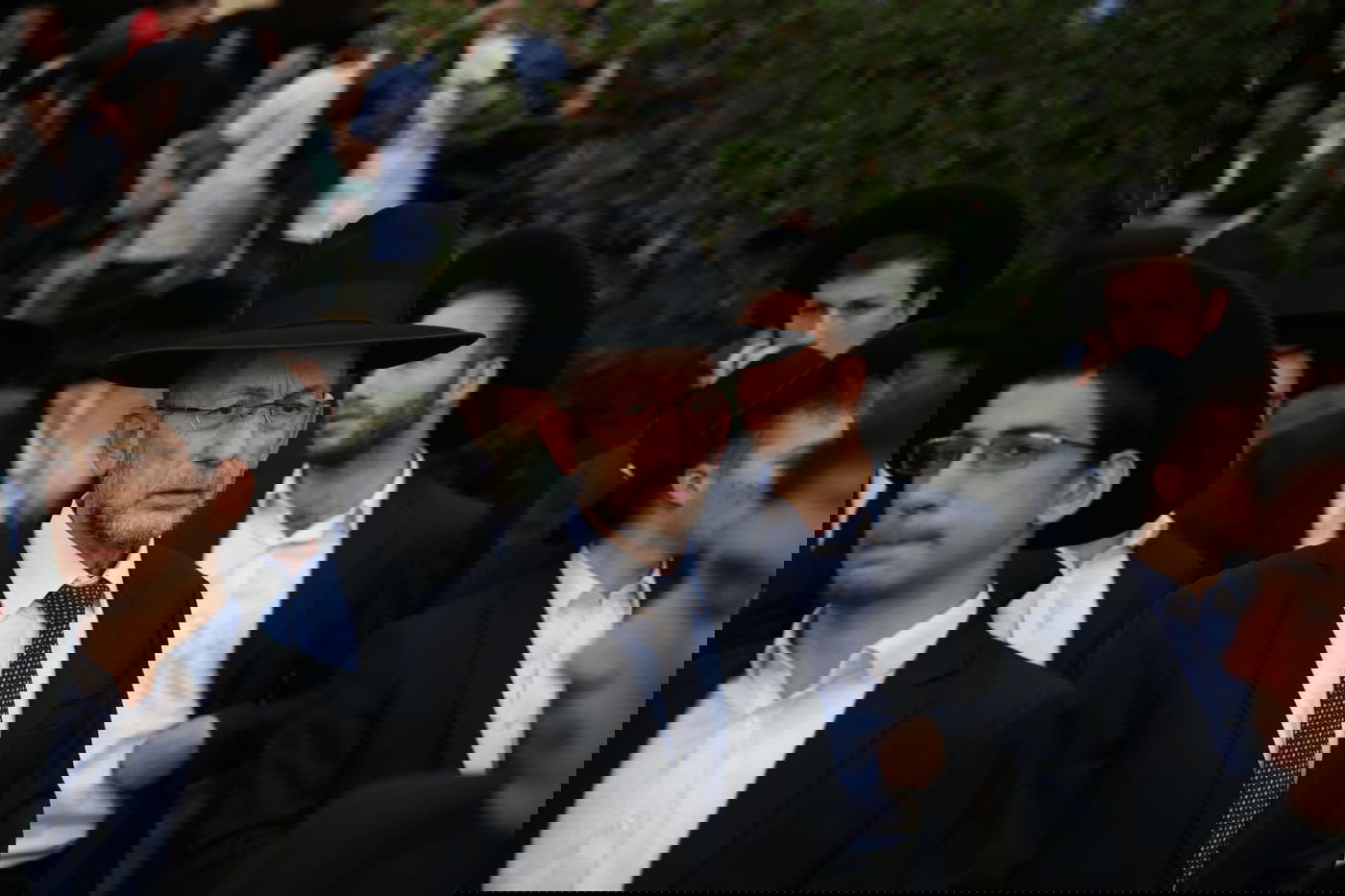 מסע הלווית הגר"נ קרליץ זצ"ל • צפו בגלריה