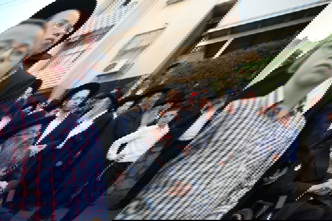 מסע הלווית הגר"נ קרליץ זצ"ל • צפו בגלריה