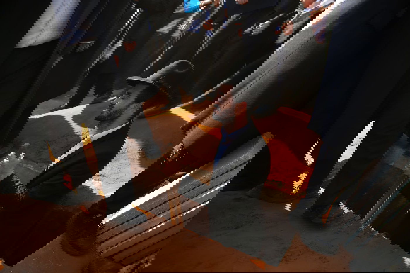 מסע הלווית הגר"נ קרליץ זצ"ל • צפו בגלריה