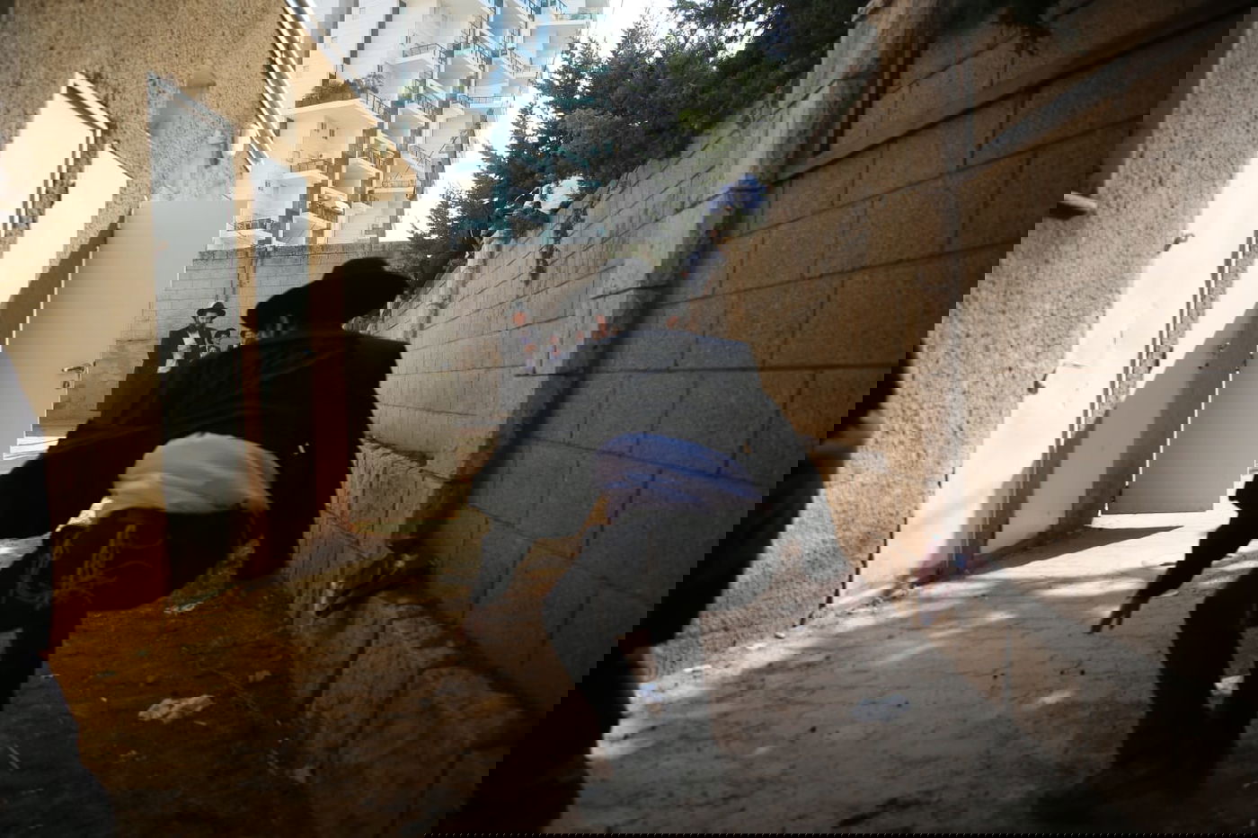 מסע הלווית הגר"נ קרליץ זצ"ל • צפו בגלריה