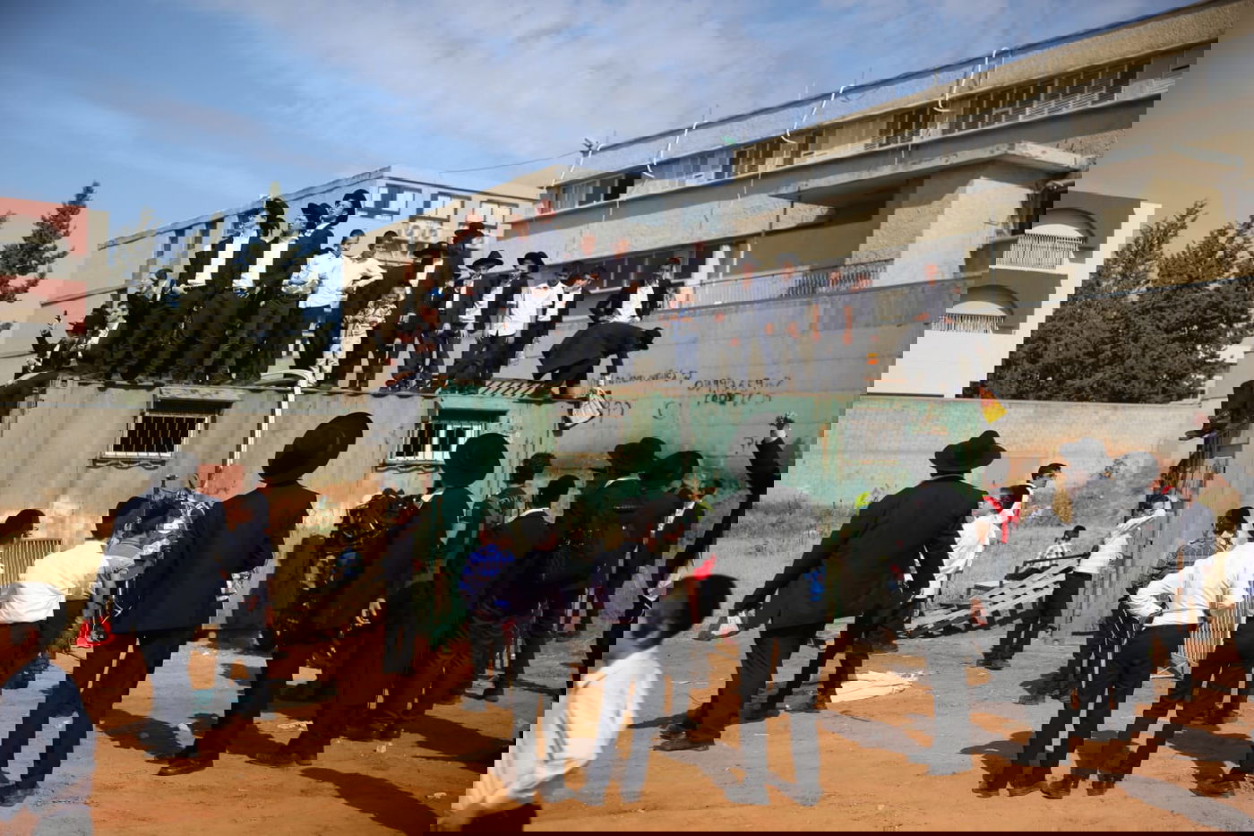 מסע הלווית הגר"נ קרליץ זצ"ל • צפו בגלריה