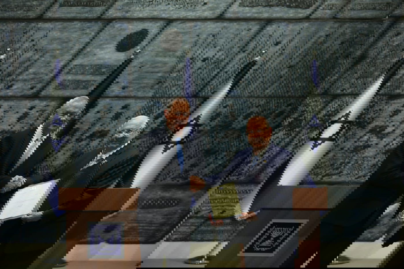 הנשיא הטיל את המנדט על גנץ: לדבר עם החרדים כאחים