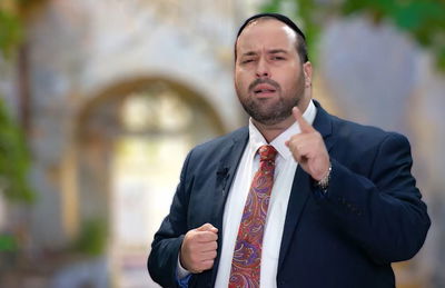 פרשת 'בראשית' עם הרב צבי הורביץ • צפו