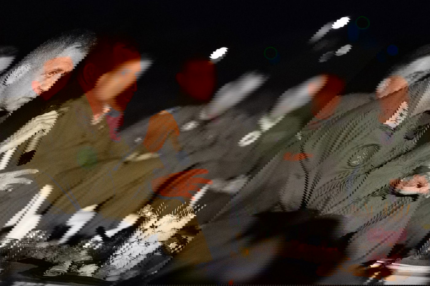 הרמטכ"ל וקציניו מסביב למדורה, אמש